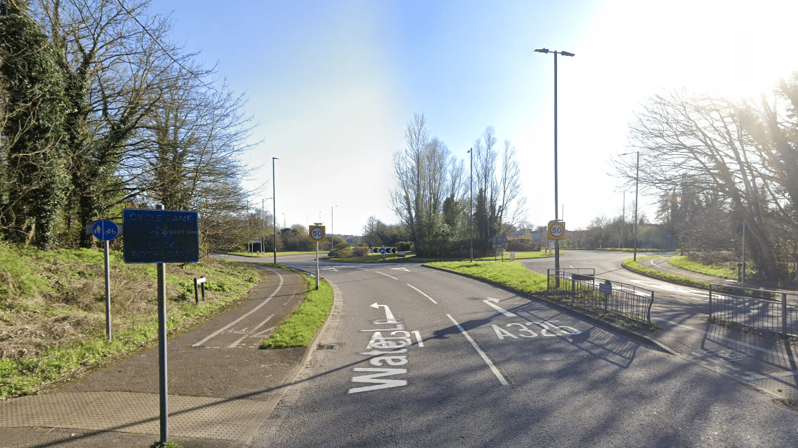 Farnham Water Lane roundabout roadworks delayed